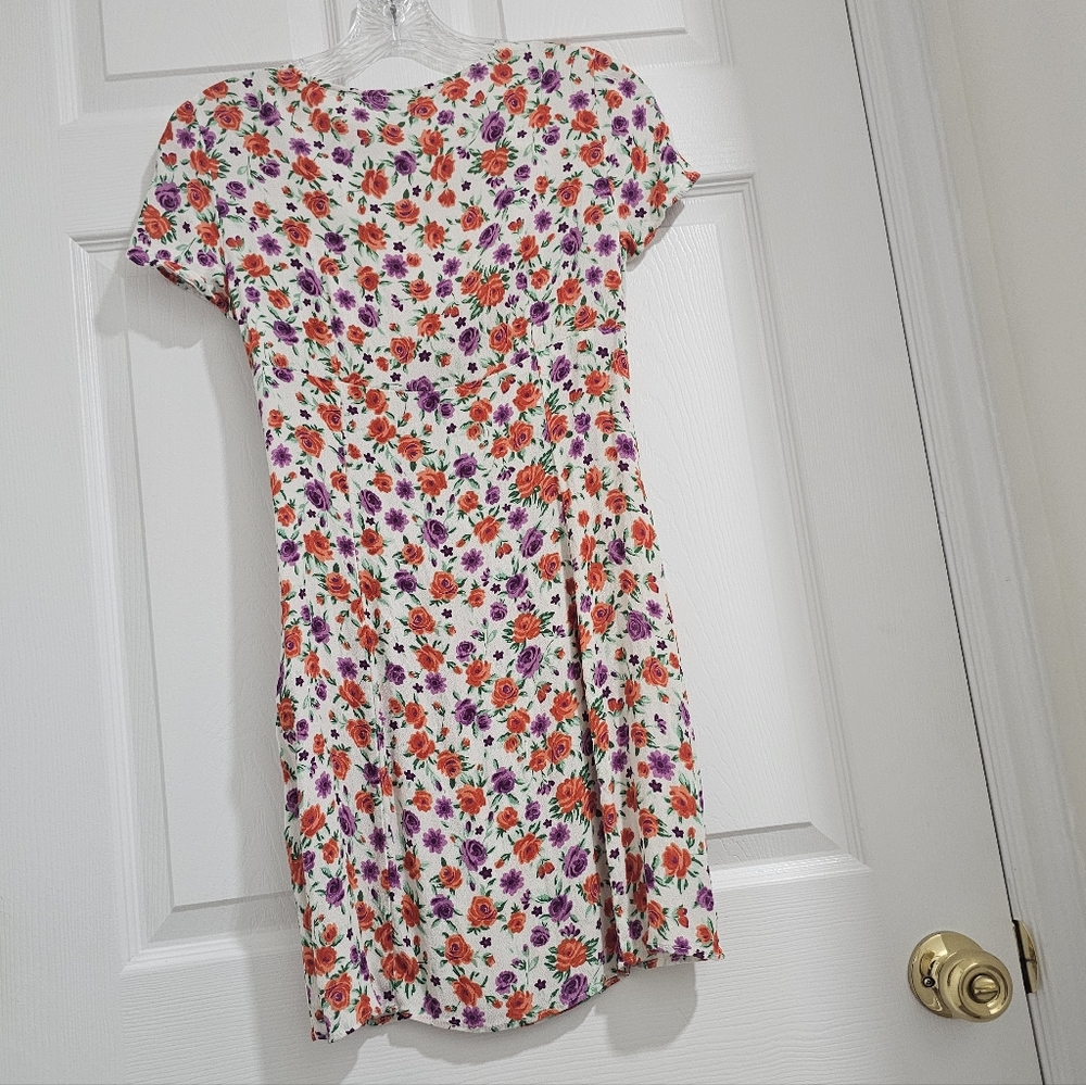 Bershka Multicolor Floral Mini Dress - Picture 8 of 11